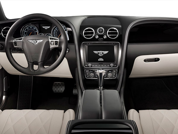 Bentley Flying Spur Limo's opulent and spacious cabin 