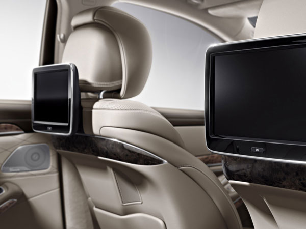 Mercedes S Class Limo's infotainment screens